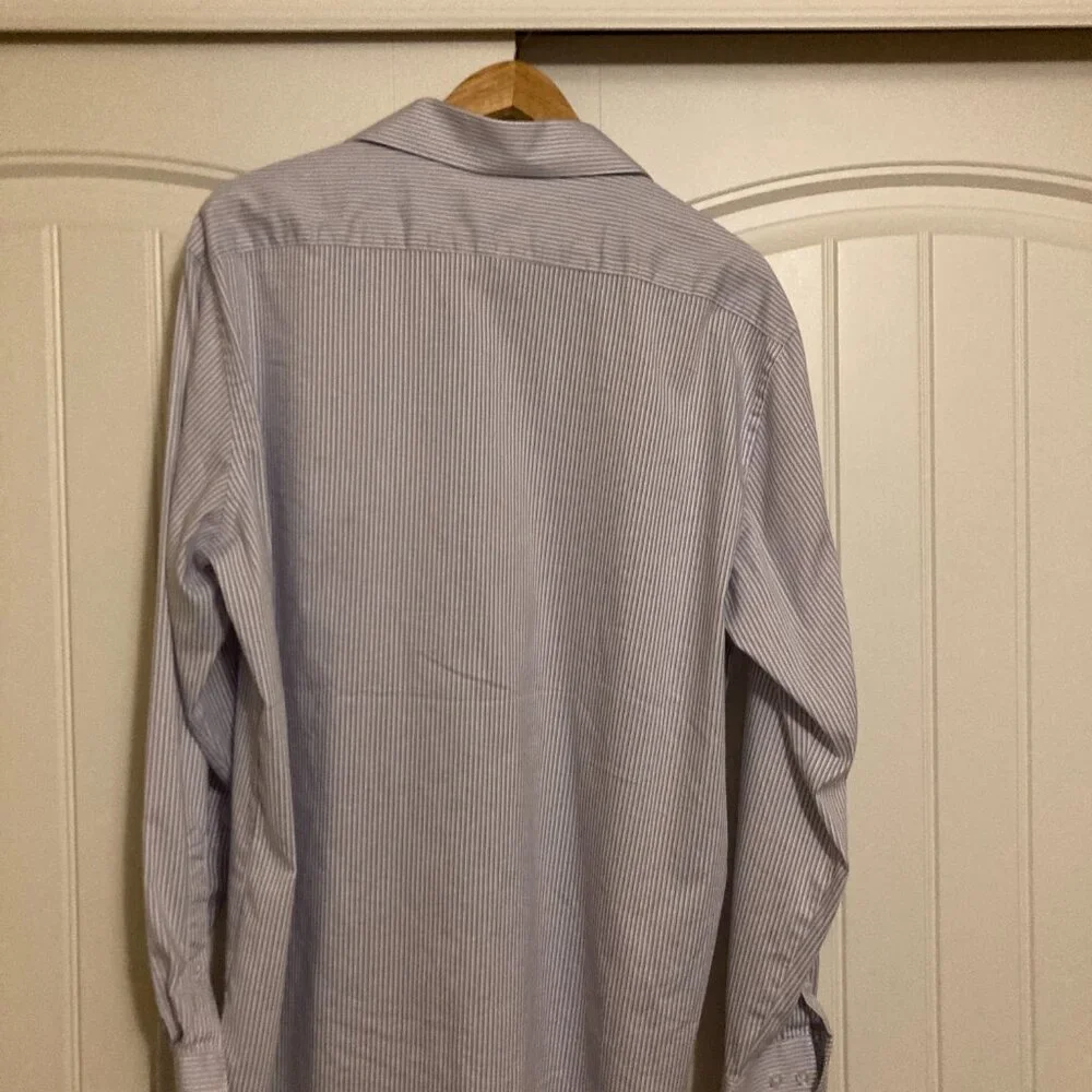 Van Heusen Blue and White Stripe Button Down Shirt XL 17 1/2 34/35 Long Sleeve